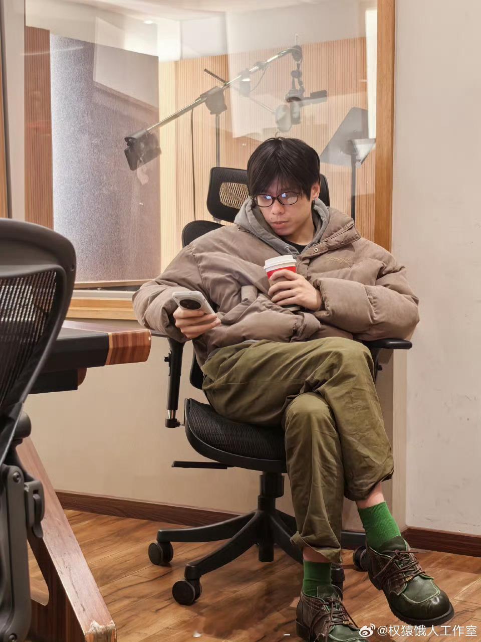 法老单曲录制中！这两天都在录歌！