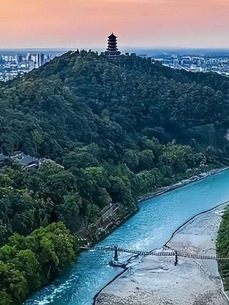 江河藏着华夏统一密码，这才是中国不容分裂的根本缘由
 
近期一篇剖析中国统一底层