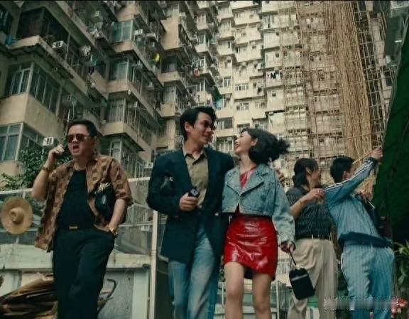 过山车式票房！朱一龙《空枪》空降遇挫，撞上爆款大片处境被动