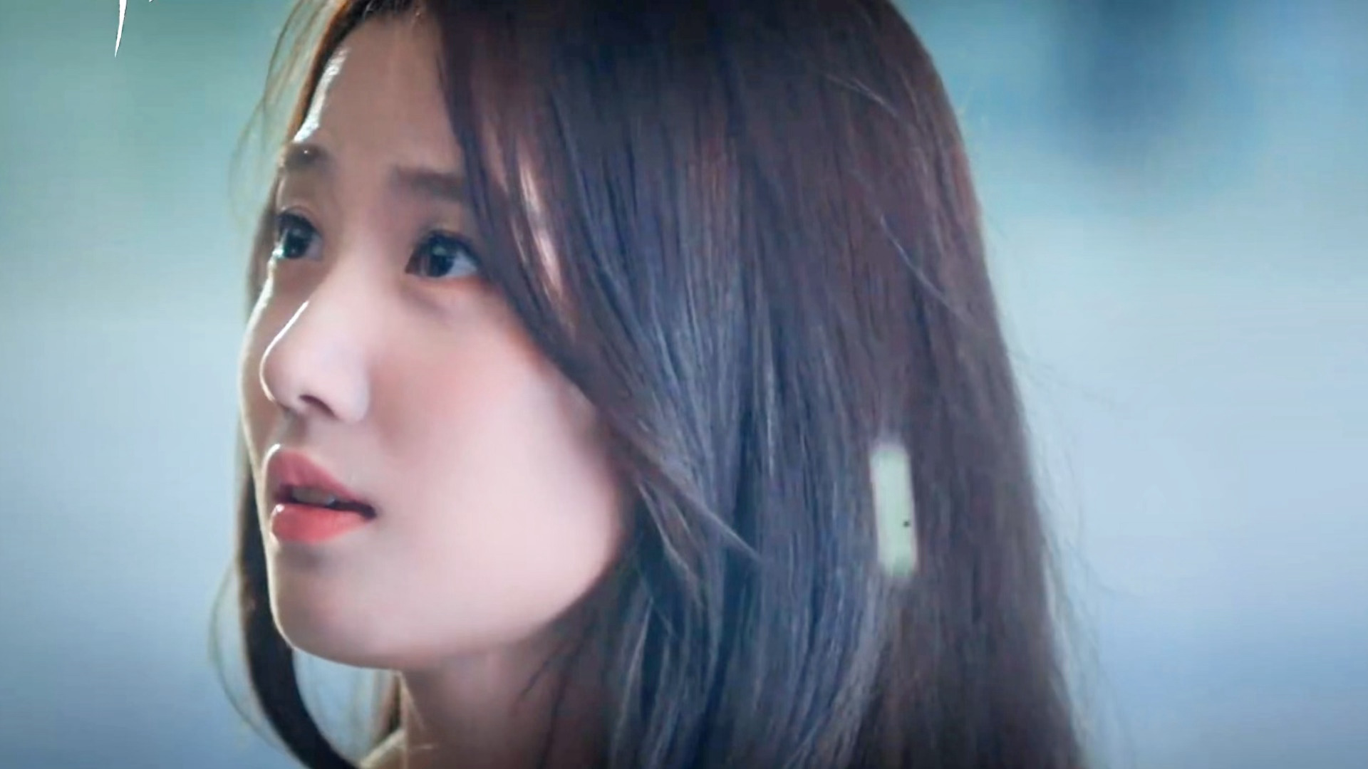 可是如果是卢昱晓眨巴眨巴大眼睛和我说“我追你  不可以吗”的话🥺如果是卢昱晓追