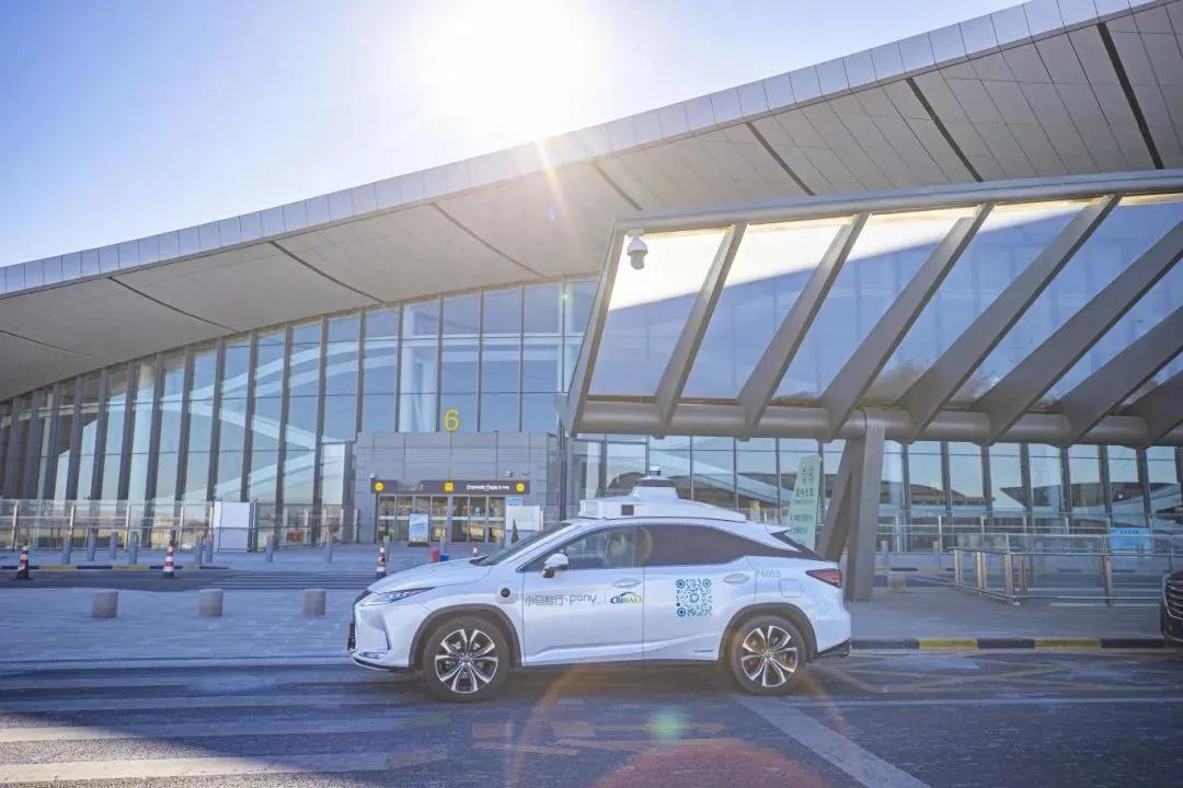 自动驾驶比拼的分水岭来了！美国万万没想到，中国企业居然走了完全不同的路！#车路云