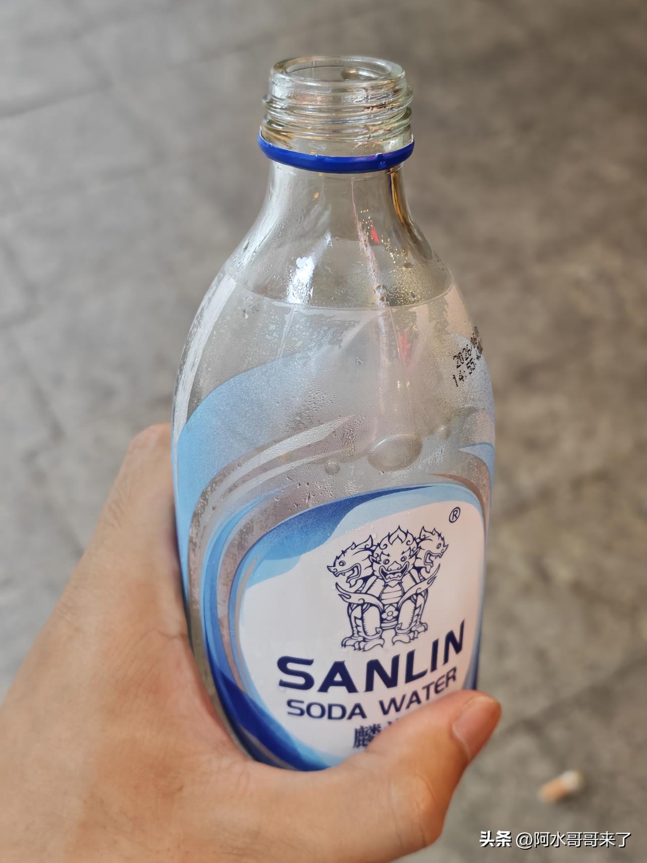 你们别劝我了…我今天必须要喝一瓶CO2的一氧化二氢！你们敢喝吗？

还有我今天不