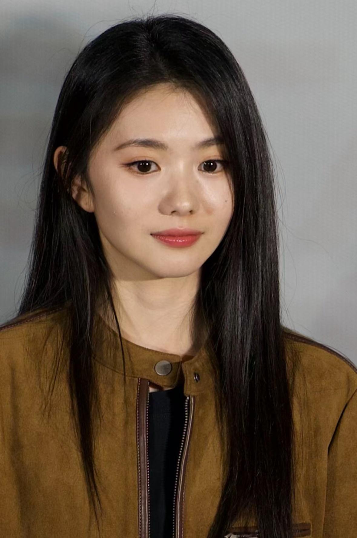 今天存子在青岛路演，神颜 ​​​