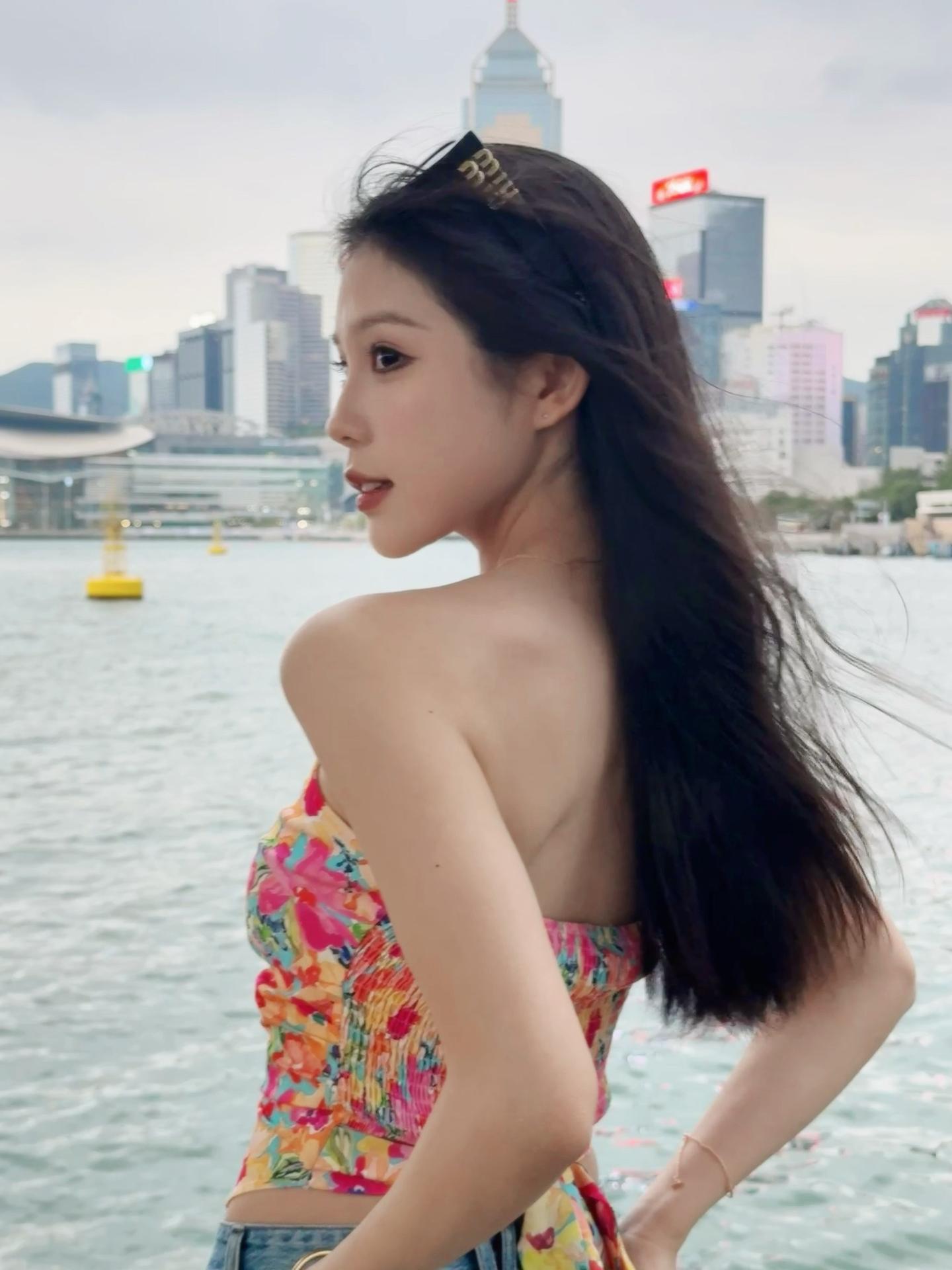 我同你港…这里风好大