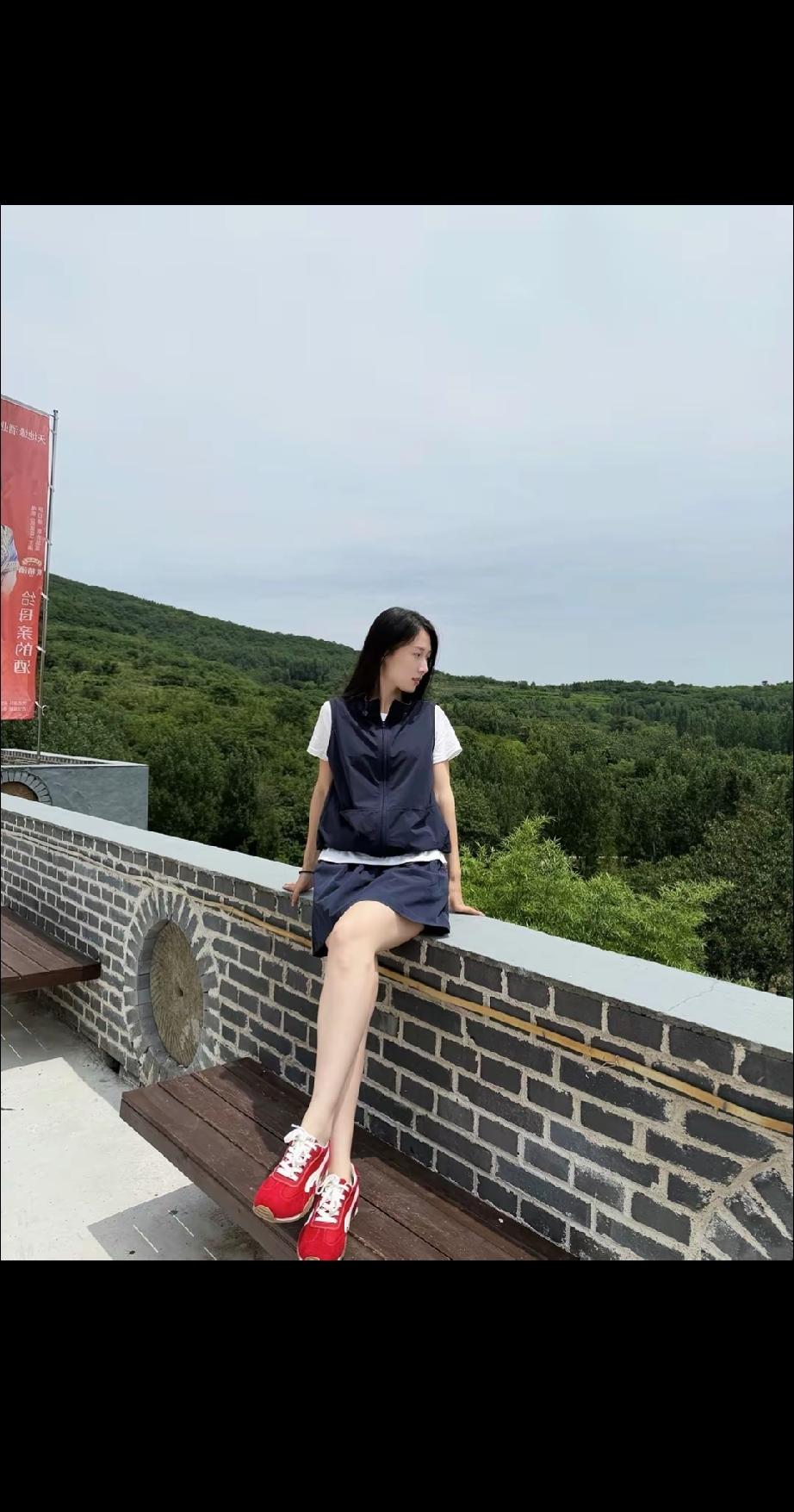夏日生活打卡季分享日常美裙穿搭 女装穿搭图片分享 耐看型的女生是长什么样子的 什