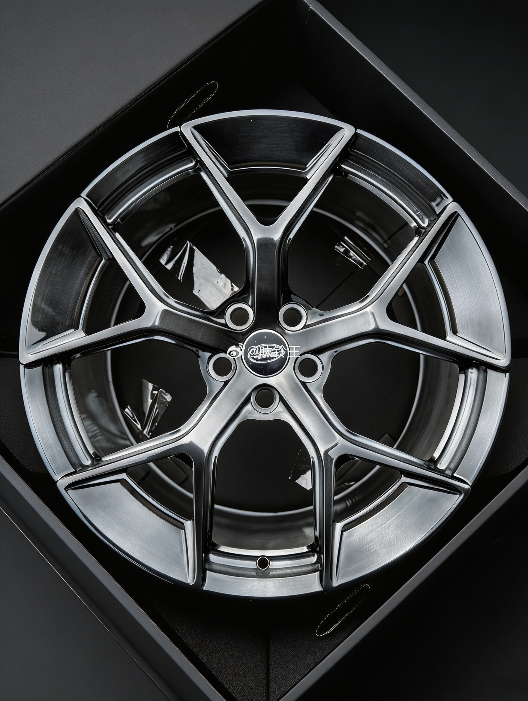 终点从来不是目的，路上的阳光与微风才最珍贵。TLFW 𝐅𝐎𝐑𝐆𝐄𝐃 