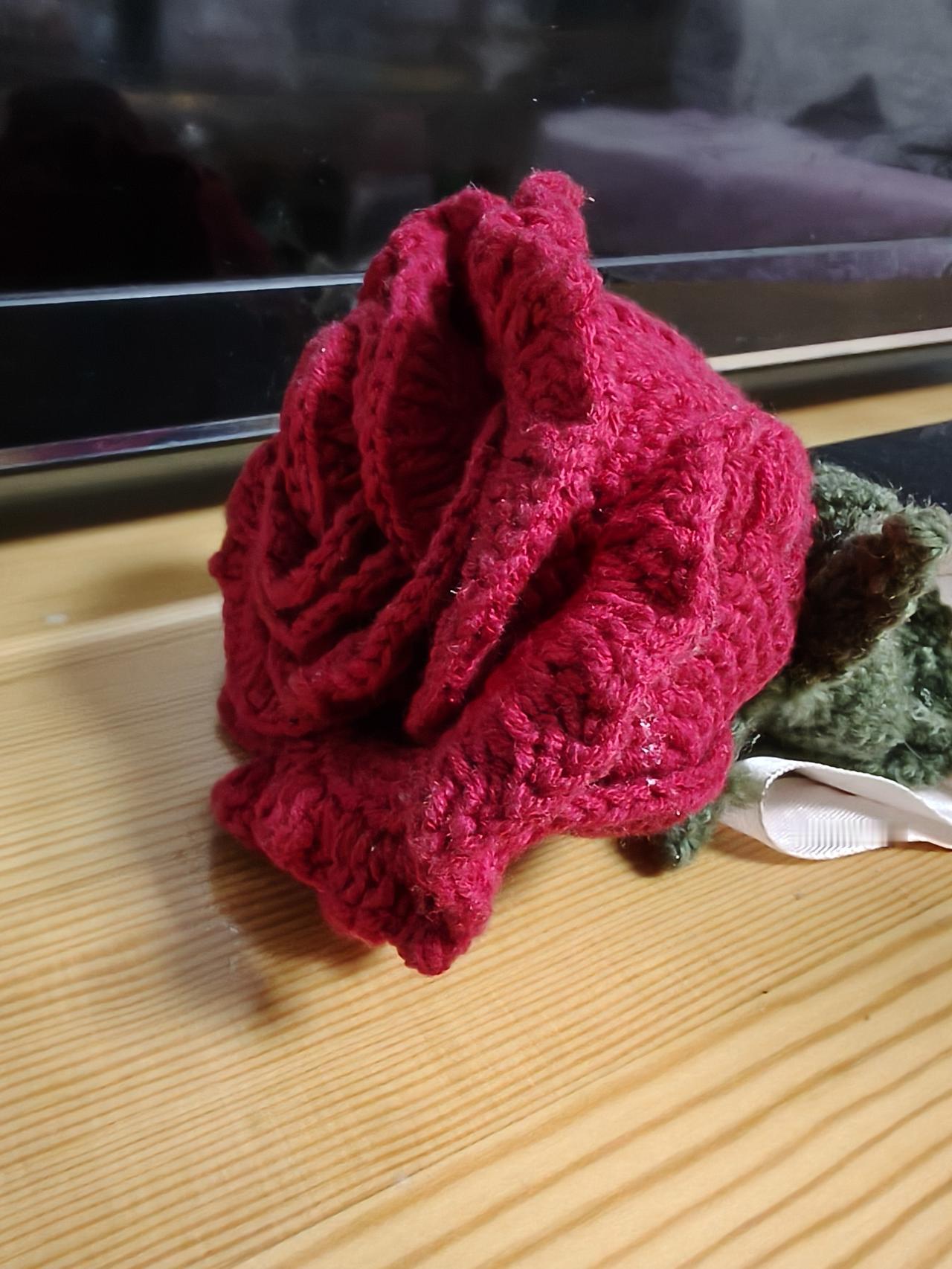 娃娃做的手工！
女儿从小就希欢折腾这些小手工制作。没想到上大学了，这个热情还没有