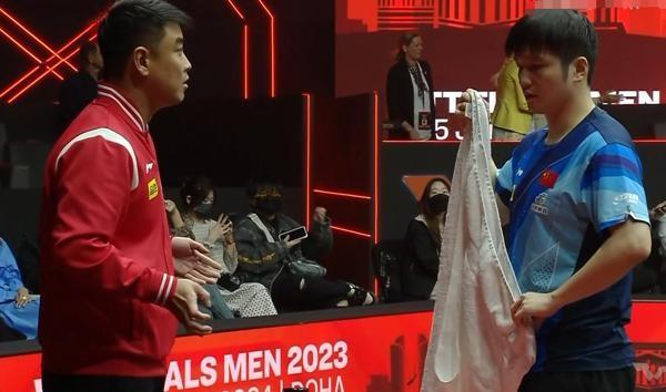张本智和惨败王楚钦！国乒 日本媒体都炸了！看来之前把宝全押在“张本们”身上对抗中