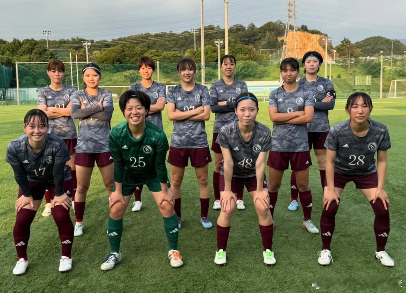 u20日本女子代表 低调的古田麻子。俱乐部说，除了球队宣传照、比赛照片，她不让拍