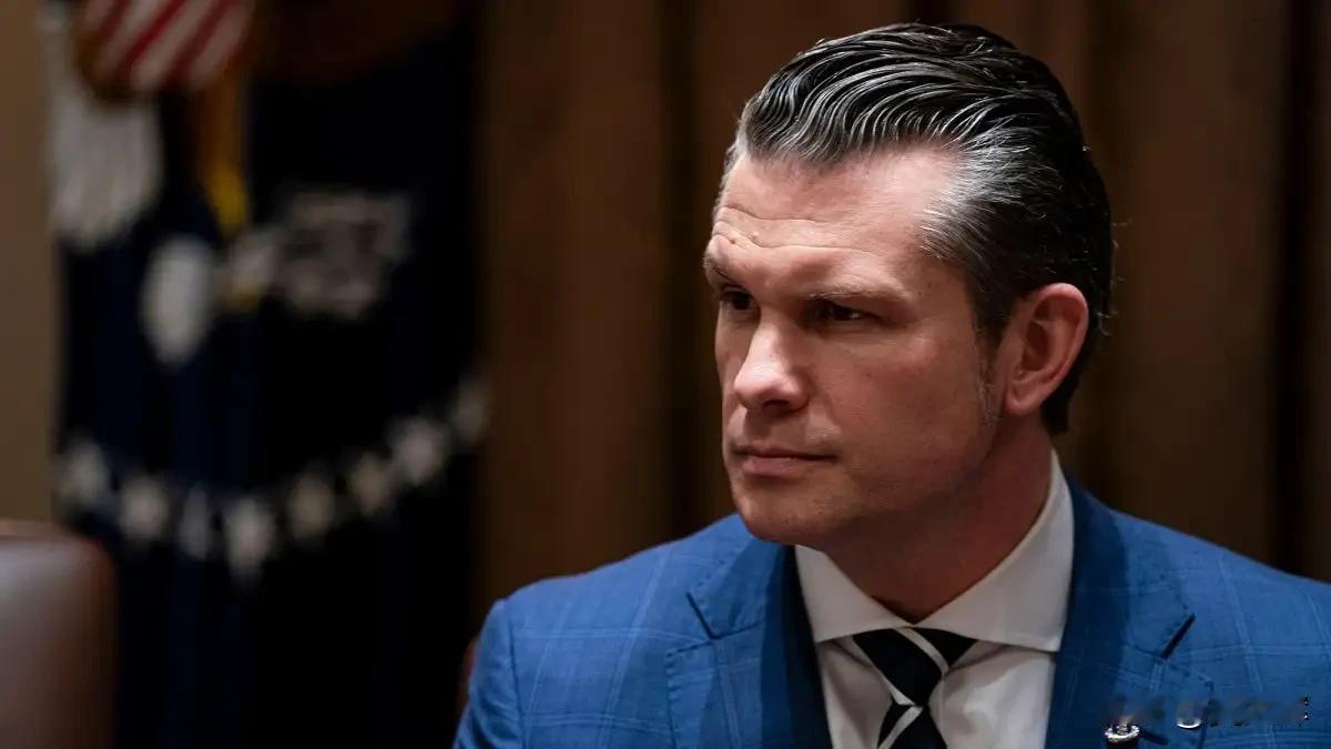 美国防长：当前局势堪比二战前夕
 
美国国防部长海格赛斯表示，当前时刻与第二次世