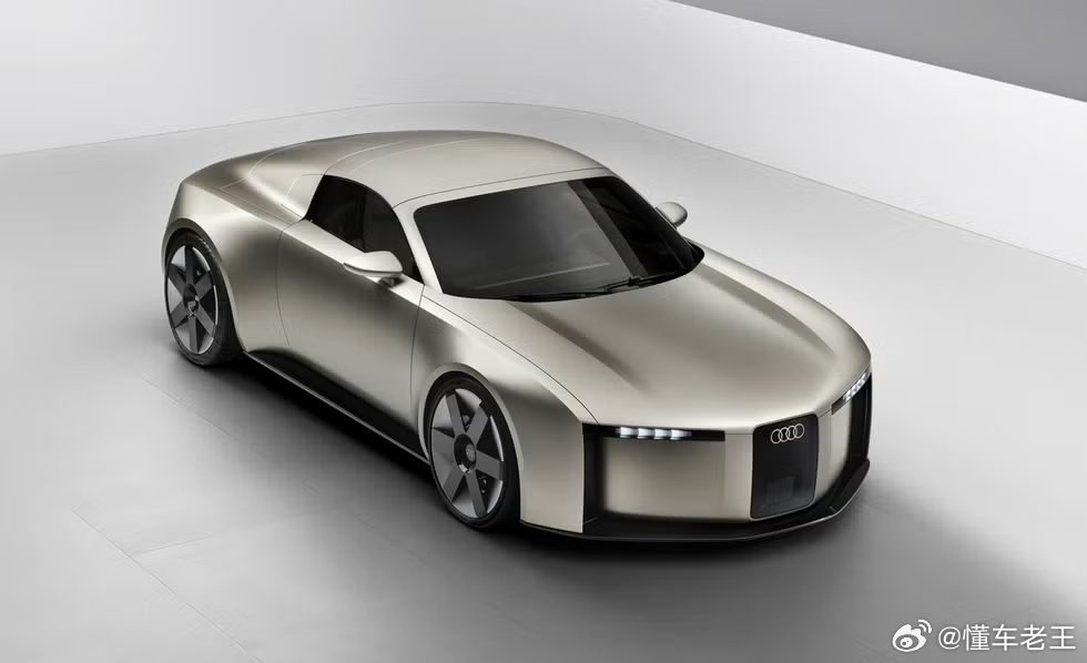 奥迪概念车Concept C，奥迪首席执行官 Gernot Döllner 接受