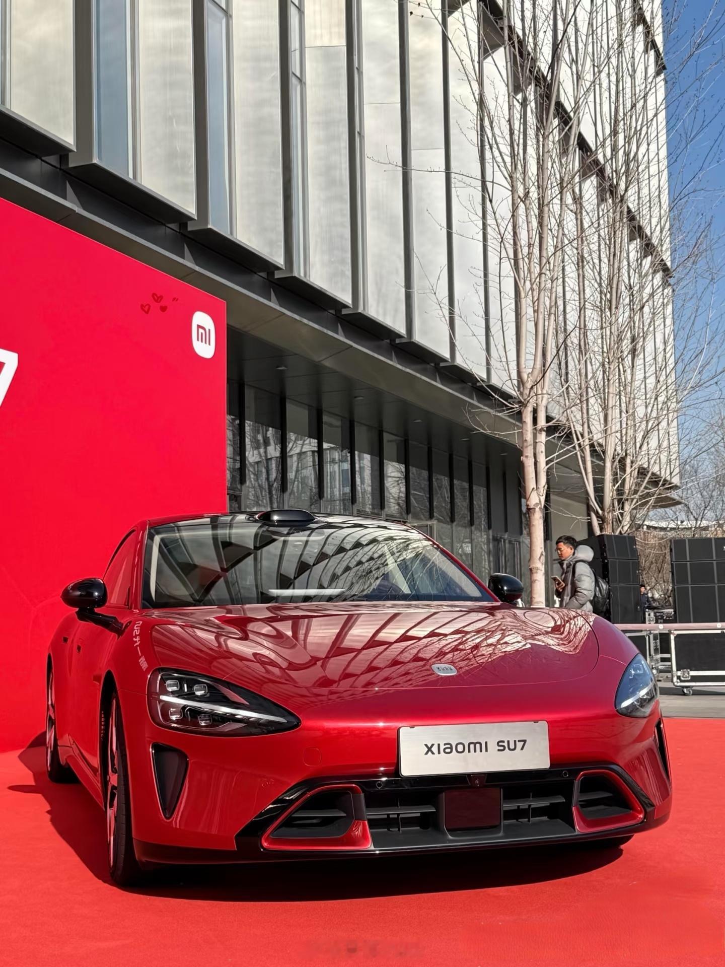 iPhone18Pro新配色目标一眼最新款，笑不活了，是因为配色丑出天际，才叫一