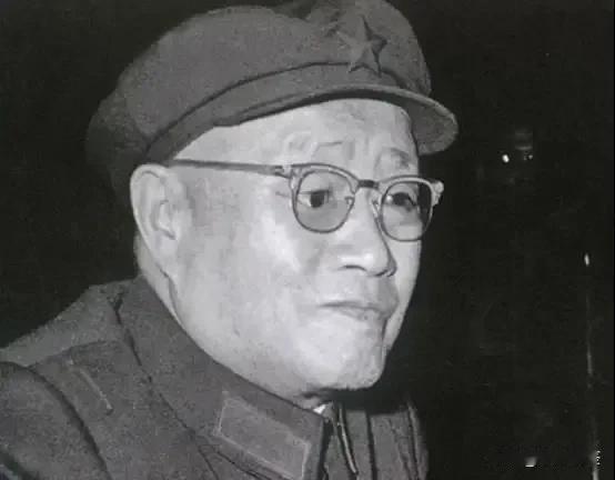 1958年，我国正处于大跃进和人民公社化运动的时期，这是一段充满激情与挑战的历史