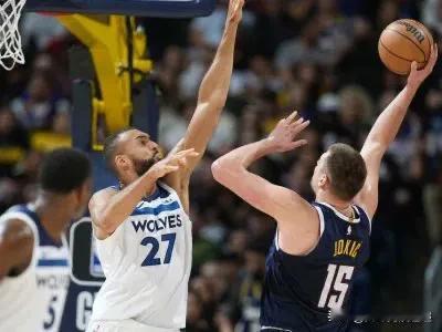 全明星赛以来，尼古拉·约基奇在 24 场比赛中（掘金队在其中 19 场赢 5 场