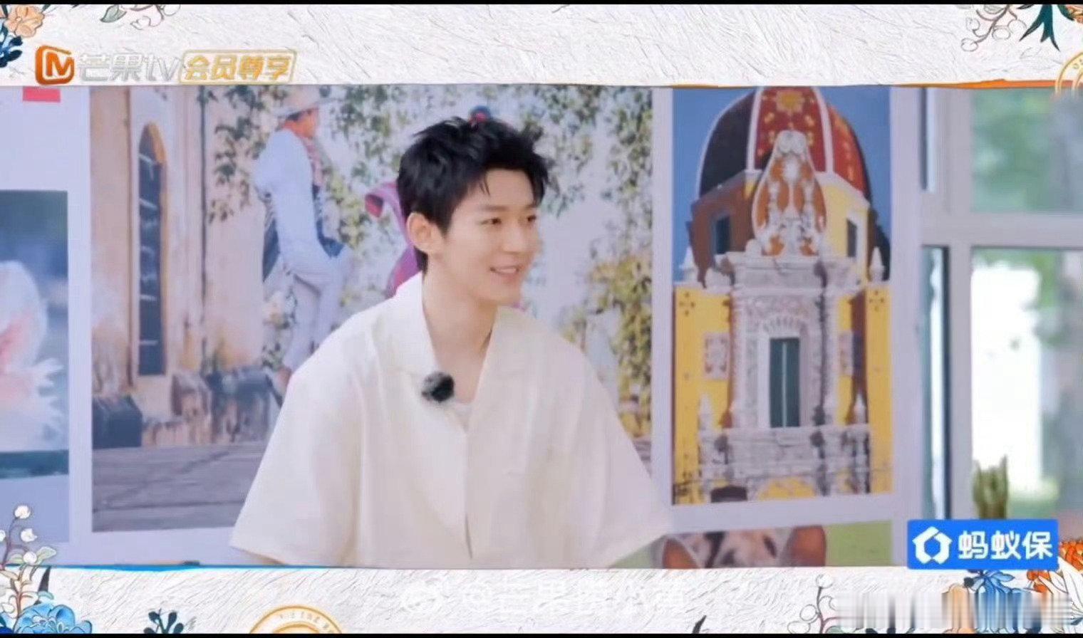 吴君如眼神就没离开邓为 花儿与少年被吴君如的反应狠狠共情！邓为聊进组计划，姐姐句