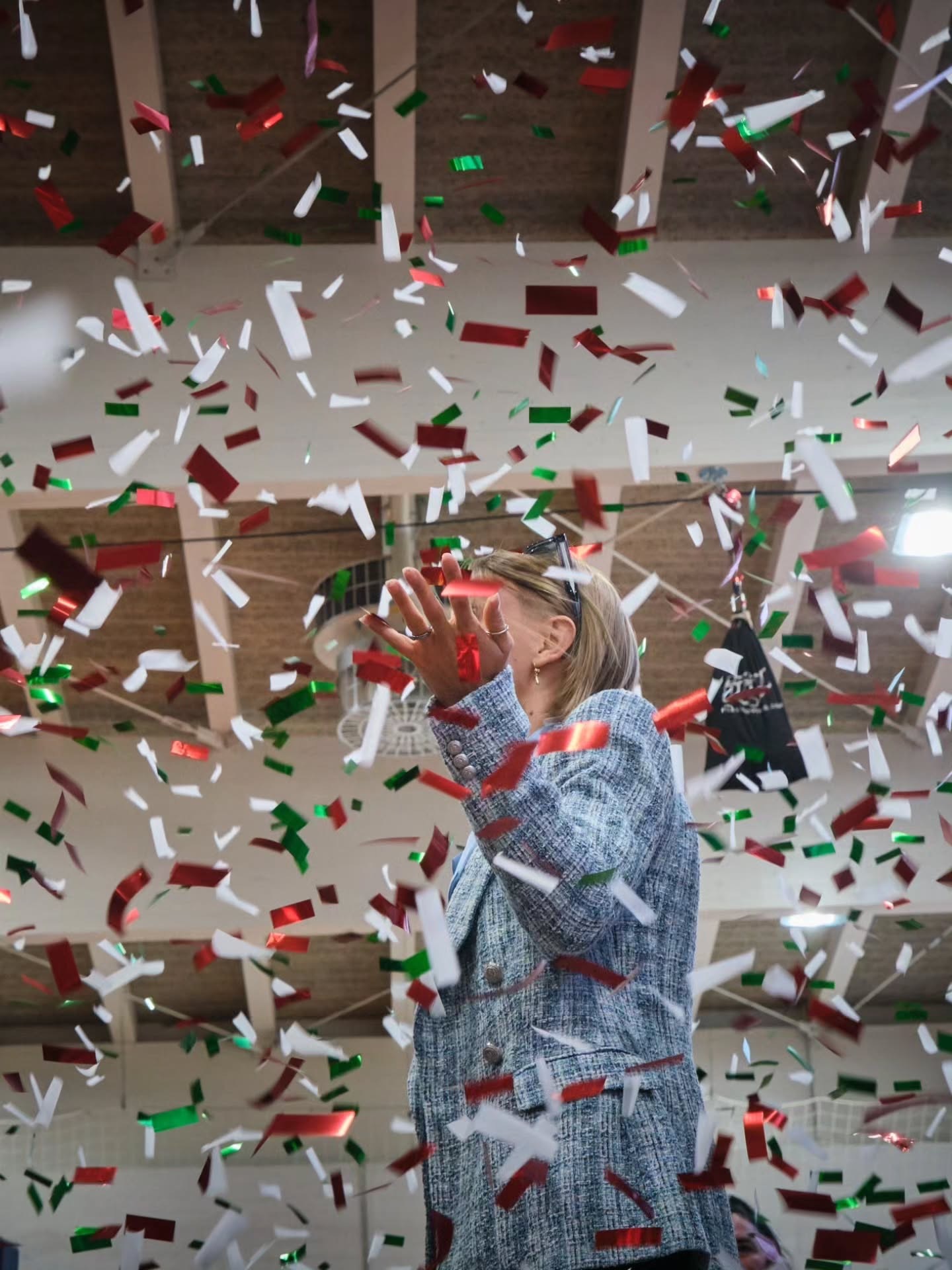 此刻皆不凡 故乡为她加冕：丰塔娜荣归贝尔本诺，走进家乡的“名人堂”米兰冬奥会落幕