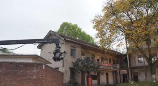 人之初定档 家人们谁懂啊！等了一年的《人之初》终于要播了，这阵容简直王炸，张若昀