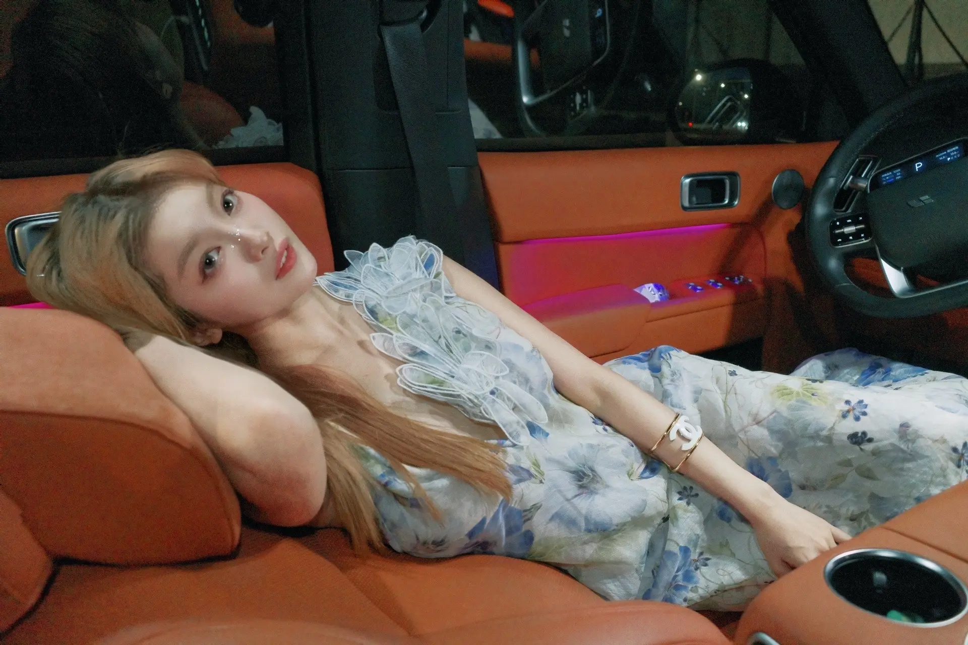 宝贝 今晚的我有点醉。