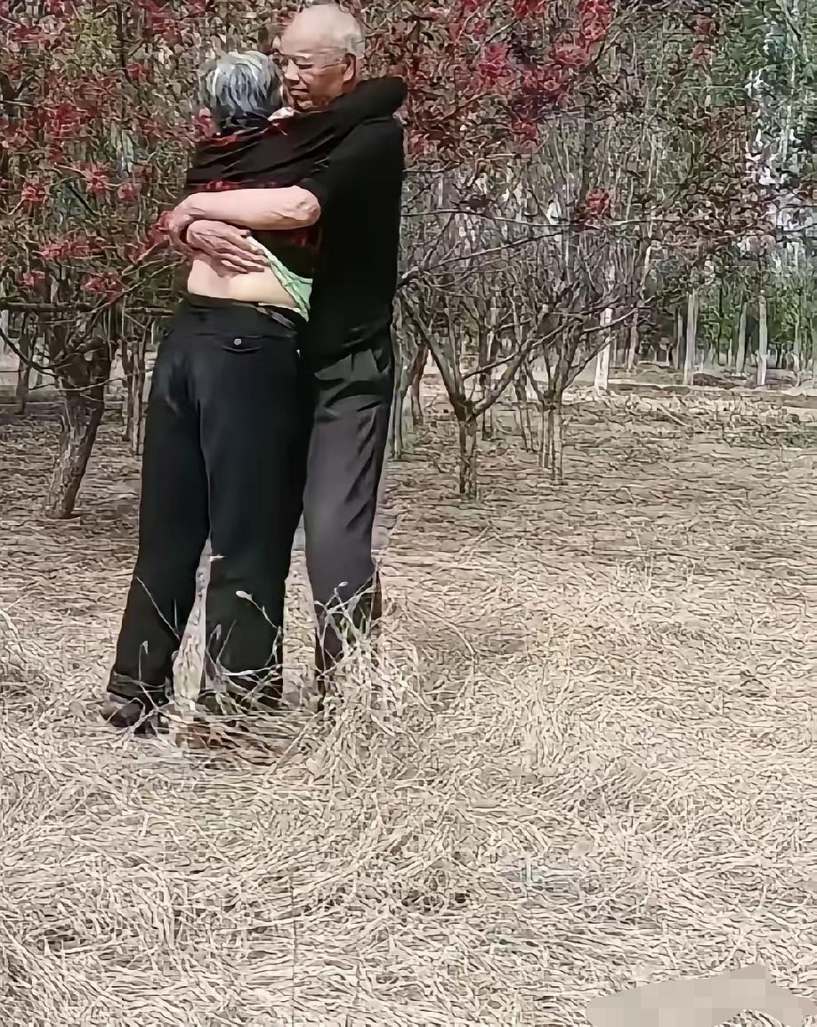 陪你到老的才是真爱