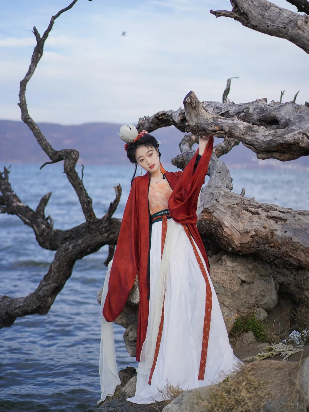 没有一个汉服人能拒绝这棵歪脖子树！