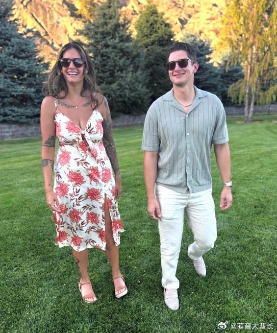 美国空军KC-135空中加油机飞行员阿丽亚娜· A·布歇中尉在伊拉克西部最近的坠