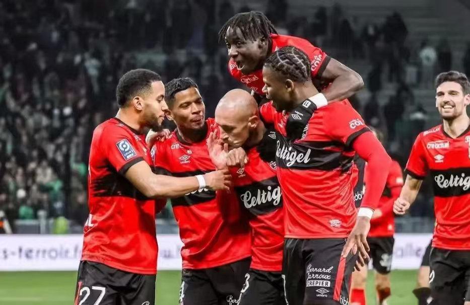 008 法乙 蒙彼利埃 vs 甘冈胜负看好：平/让负 (-1)比分关注：1:1，