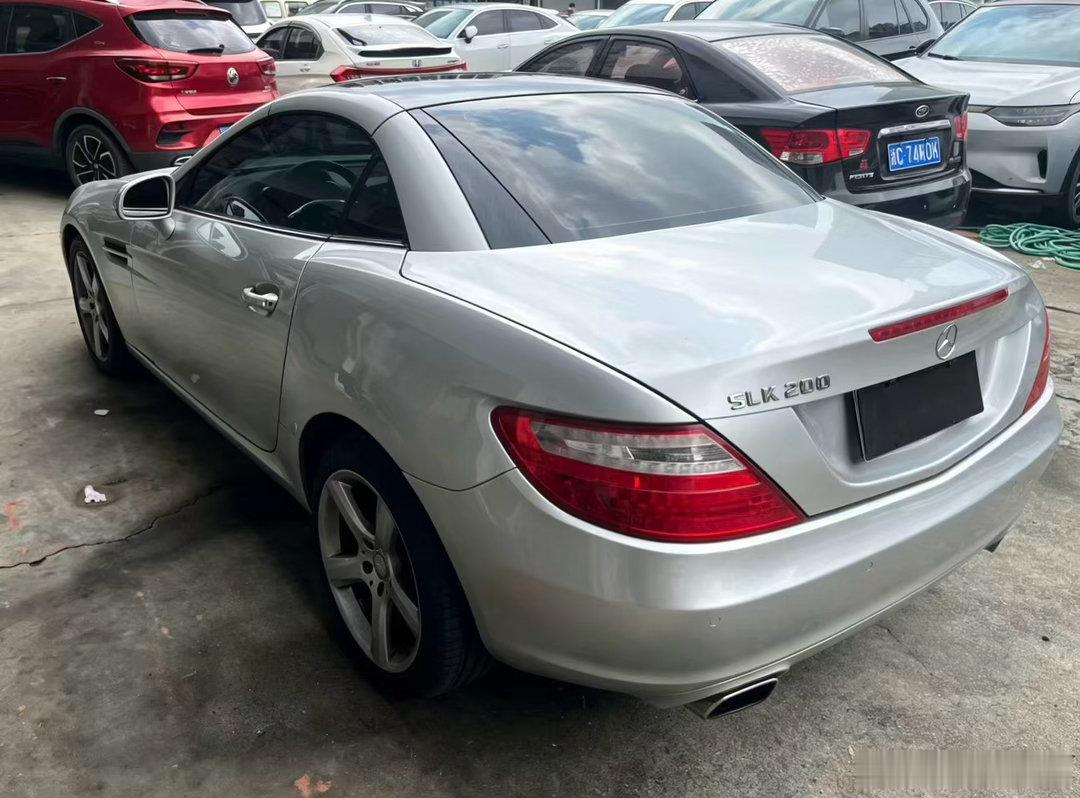 12年 奔驰 slk200 一手车 3.9万公里 车况原版 费用到明年 批发价格