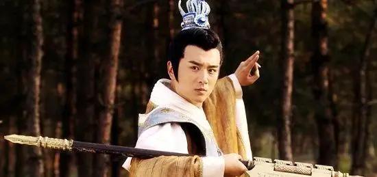 公元前1046年，周武王灭商，纣王自焚，天下姓了姬。按说接下来该把商朝的人全灭了