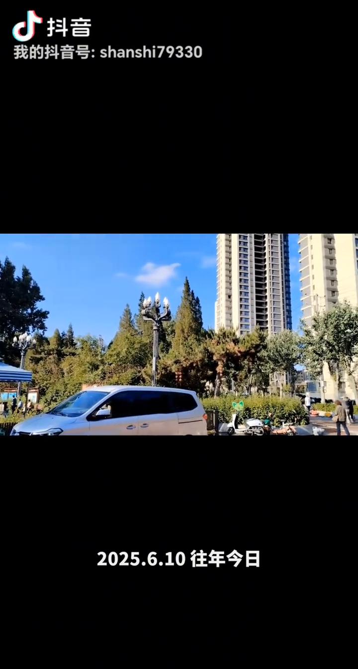 沈阳早市都有什么？某价如何？
山石逛沈阳。
我现在的位置是在沈阳铁西，进入我镜头