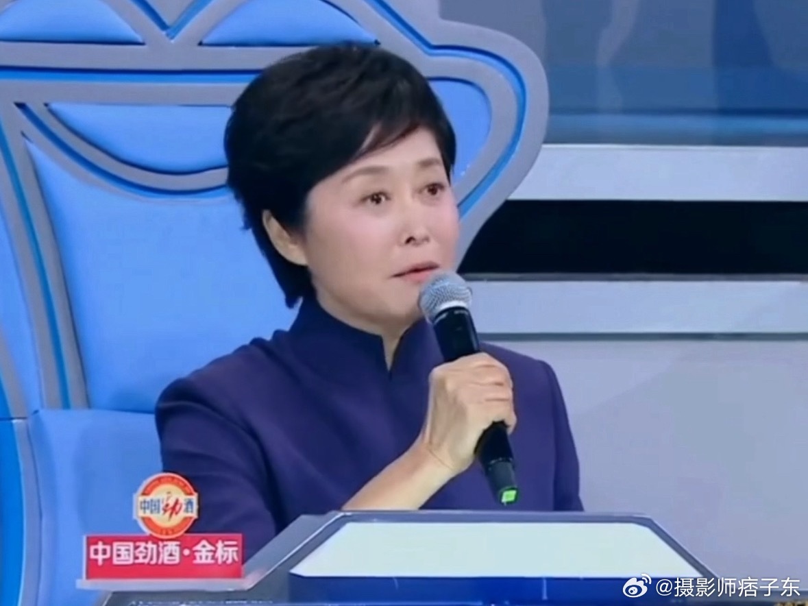 四个月前，在毕业典礼上，敬大姐的状态是那么好，怎么走得这么突然🕯🕯🕯敬一丹