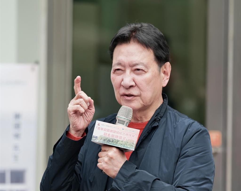 赵少康强势放话：“若要开除韩国瑜，那得先开除我赵少康！”。
国民党副主席季麟连公