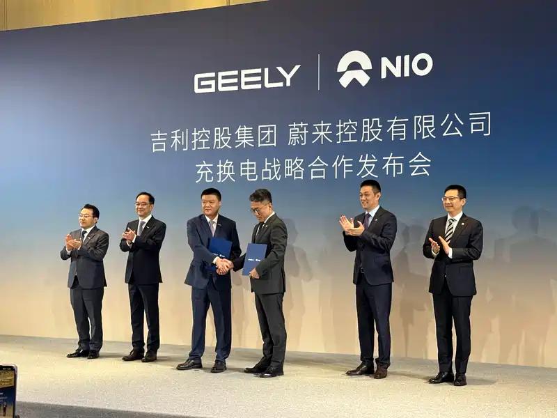 蔚来2030年冲1万座换电站，吉利携6.4亿入局

9月28日，蔚来与吉利控股达
