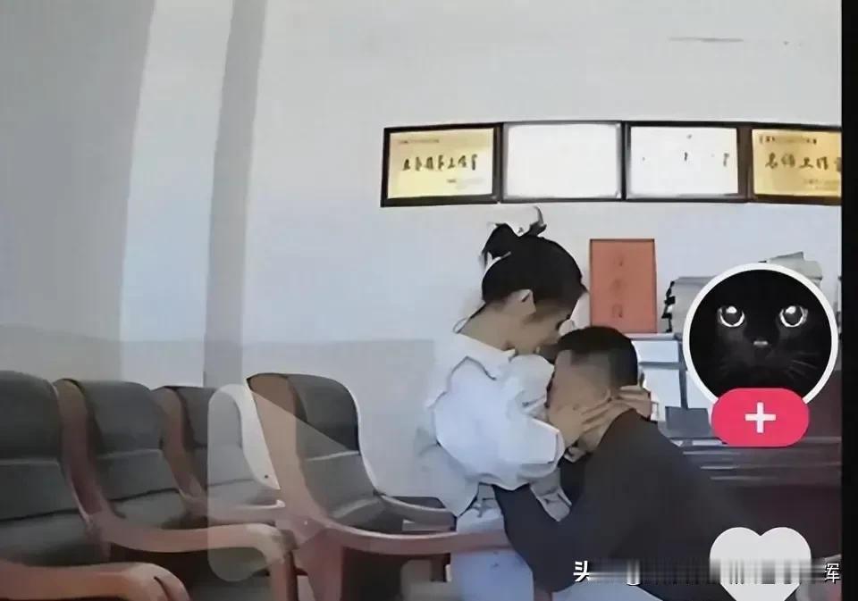 让人不禁感叹，原来开会居然还能这样开？简直颠覆了我们一直以来的开会认知………