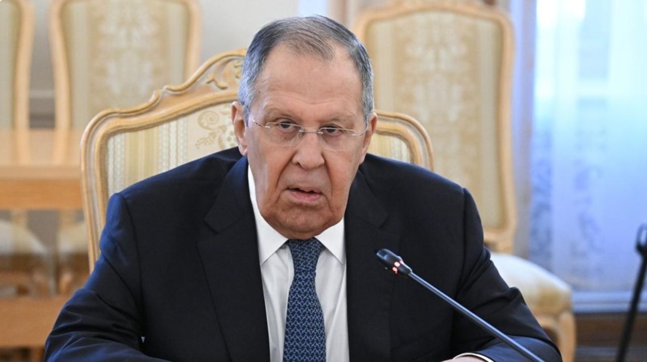 俄外交部否认向伊朗提供情报支持
 
俄罗斯外交部长谢尔盖·拉夫罗夫在接受法国电视