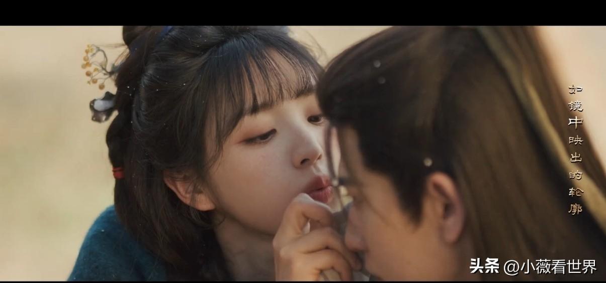 素不相识的两个人，身份地位悬殊的两个人，因为雪地相遇认识了，没过几天居然还一本正