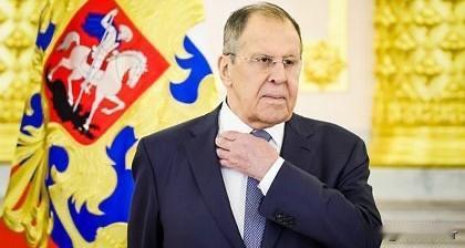 俄罗斯外长拉夫罗夫表示，俄罗斯并不知道美国和乌克兰之间达成了哪些安全保障。但显然