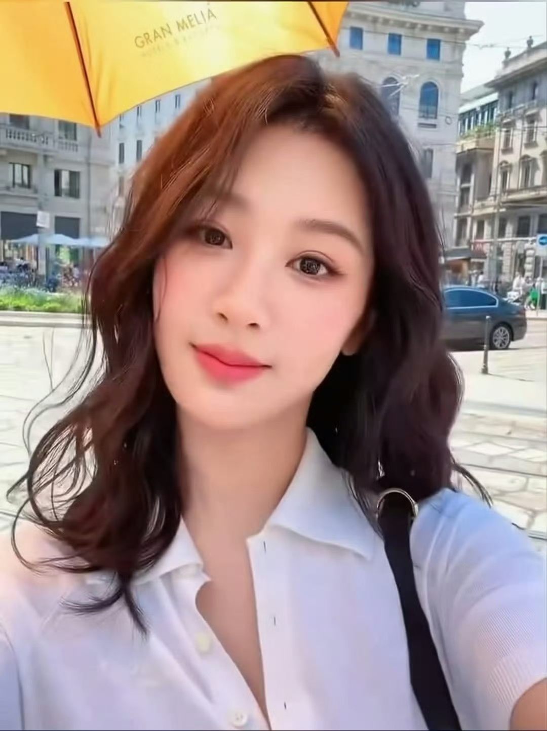 杨紫新鲜营业，好美！！ 