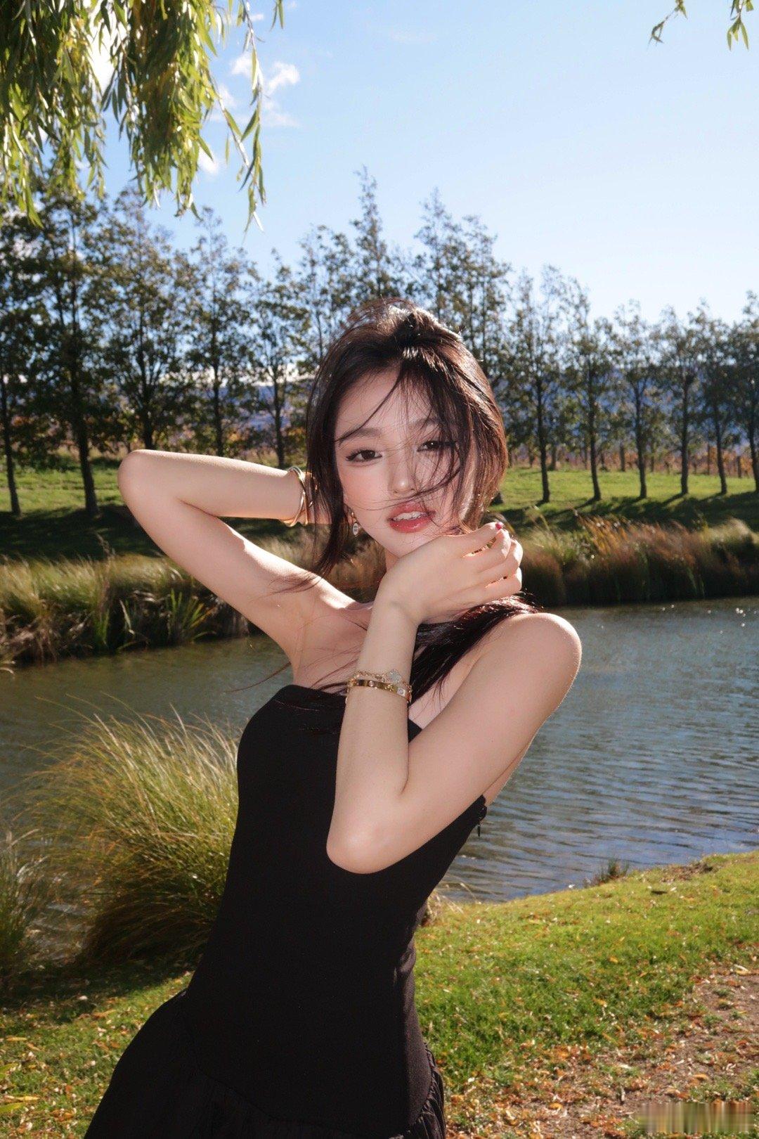 这组大家好喜欢 终于发出来啦 新的vlog我怒剪10h看大家也很喜欢！开心呀呀呀