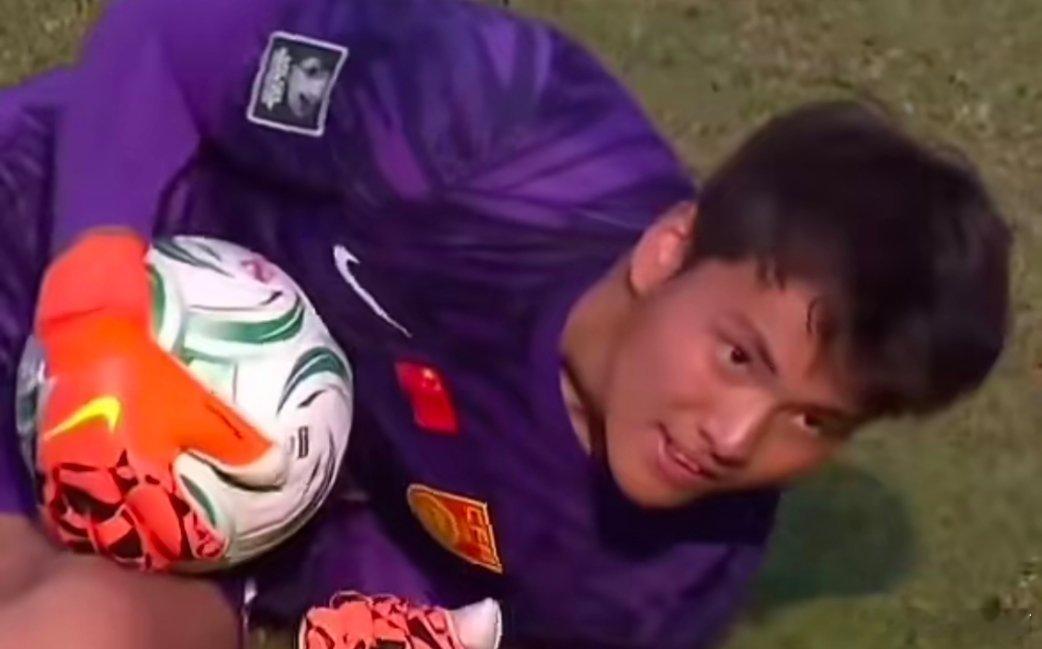 U23国足首进亚洲杯4强国家队也要换年轻一代了，那些老球员已经习惯了输球，看不到