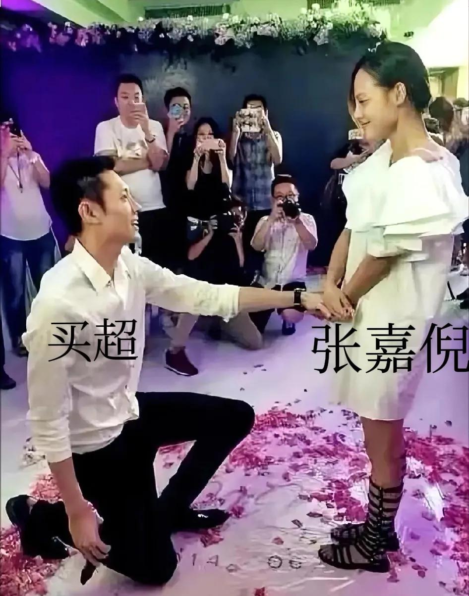 我信了，双子座的爱情保鲜只有两年。
26岁的买超是双子座，热情又黏人，他过完生日