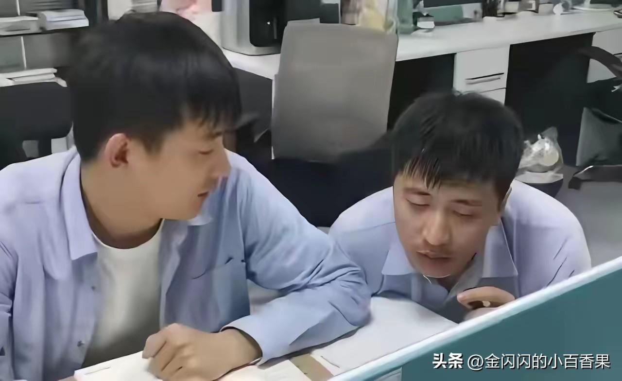 张雪峰头七，武亮以担当承上启下，如大护法般护事业、守遗孤，让逝者体面、让孩子安心