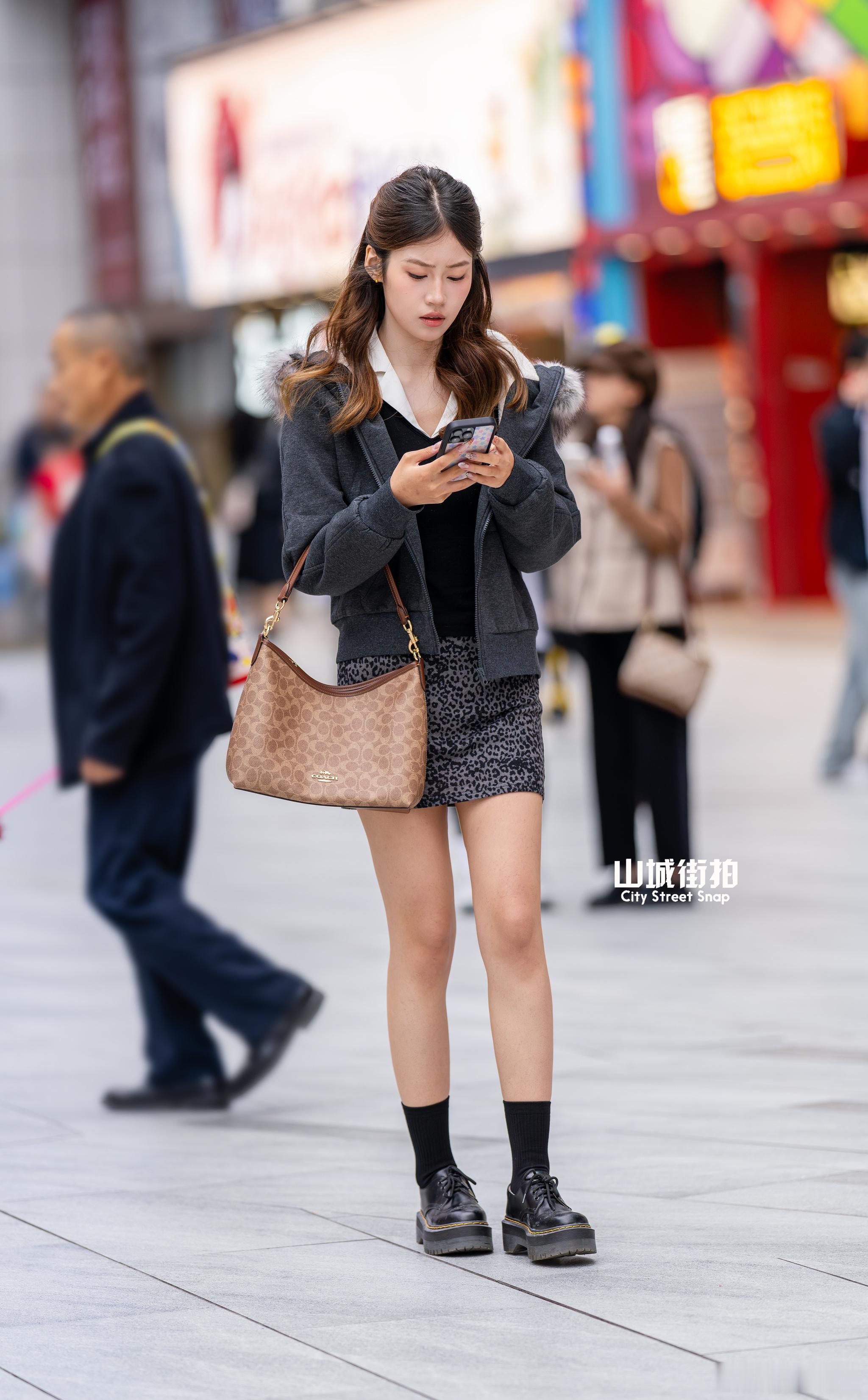 周三，早~ ​​​