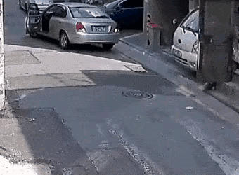 越帮越忙的帮倒忙