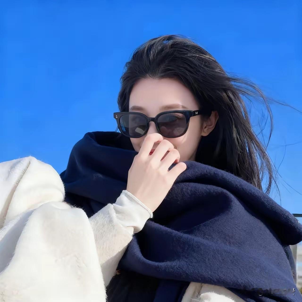 穷人和富人的区别，
有哪些？

穷人，
谈感情，
脸皮薄，
骨头硬，
口袋空。