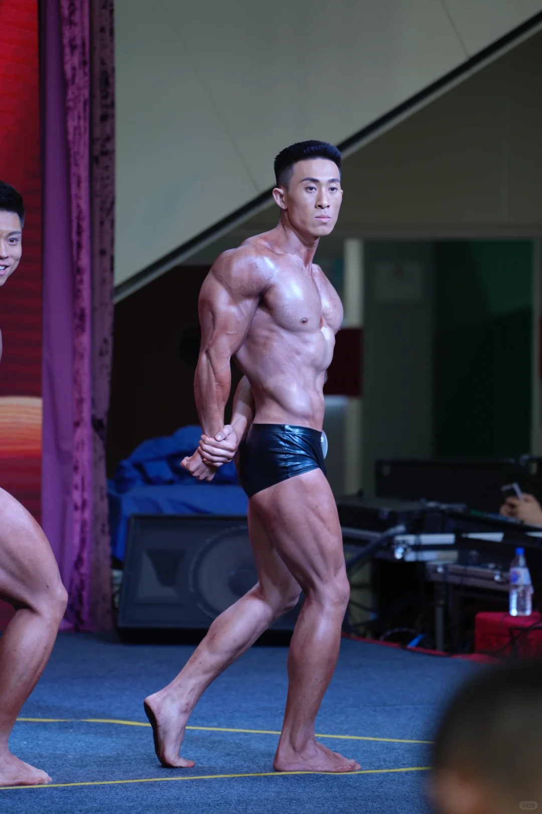肌肉男的日常：拍摄日
