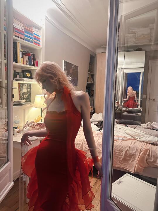 红色的我是夜晚的玫瑰🌹