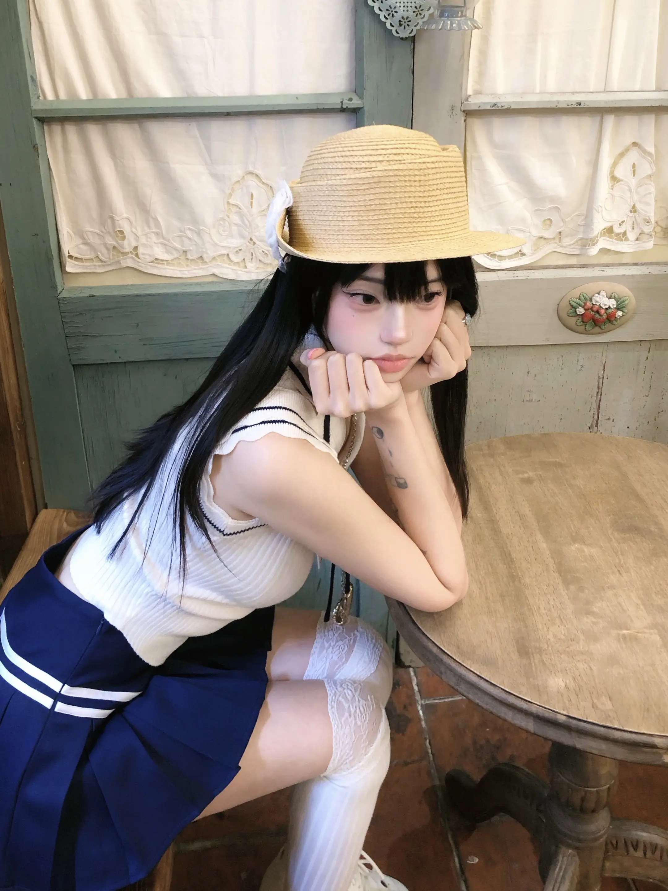 冷脸萌。
