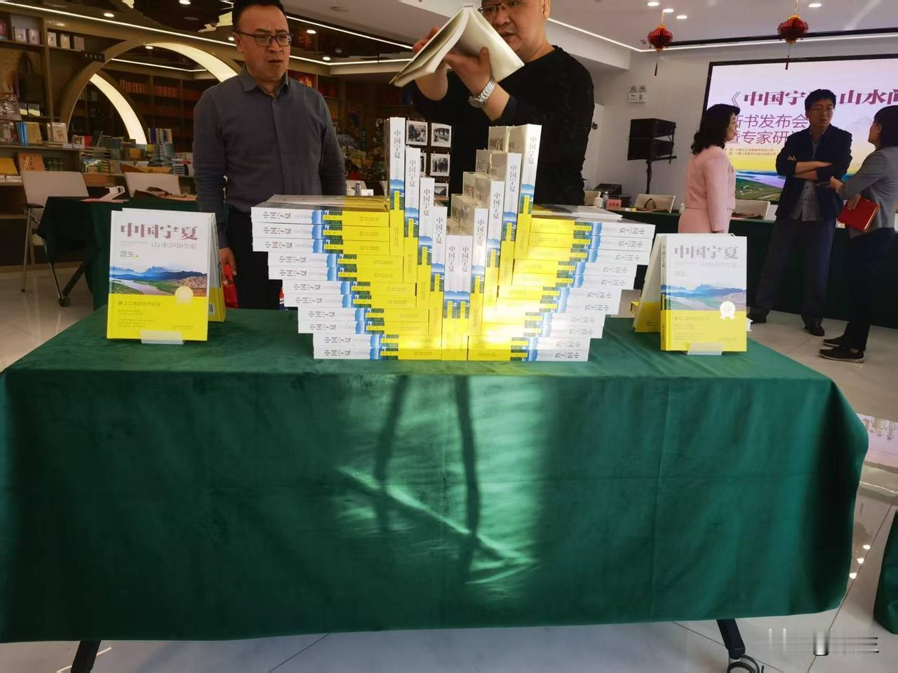 路生：极可能是‌21 世纪中国文学史上难以归类却绕不开的“例外存在”‌

路生是