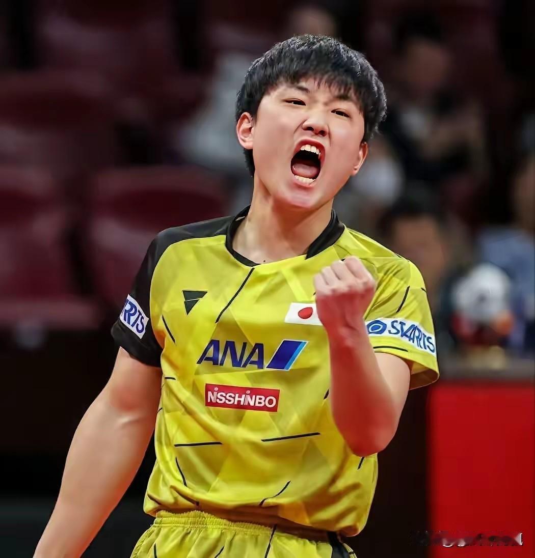 松岛辉空夺冠，张本智和落寞。

如果我是日本人，我也希望松岛辉空赢。松岛辉空再怎