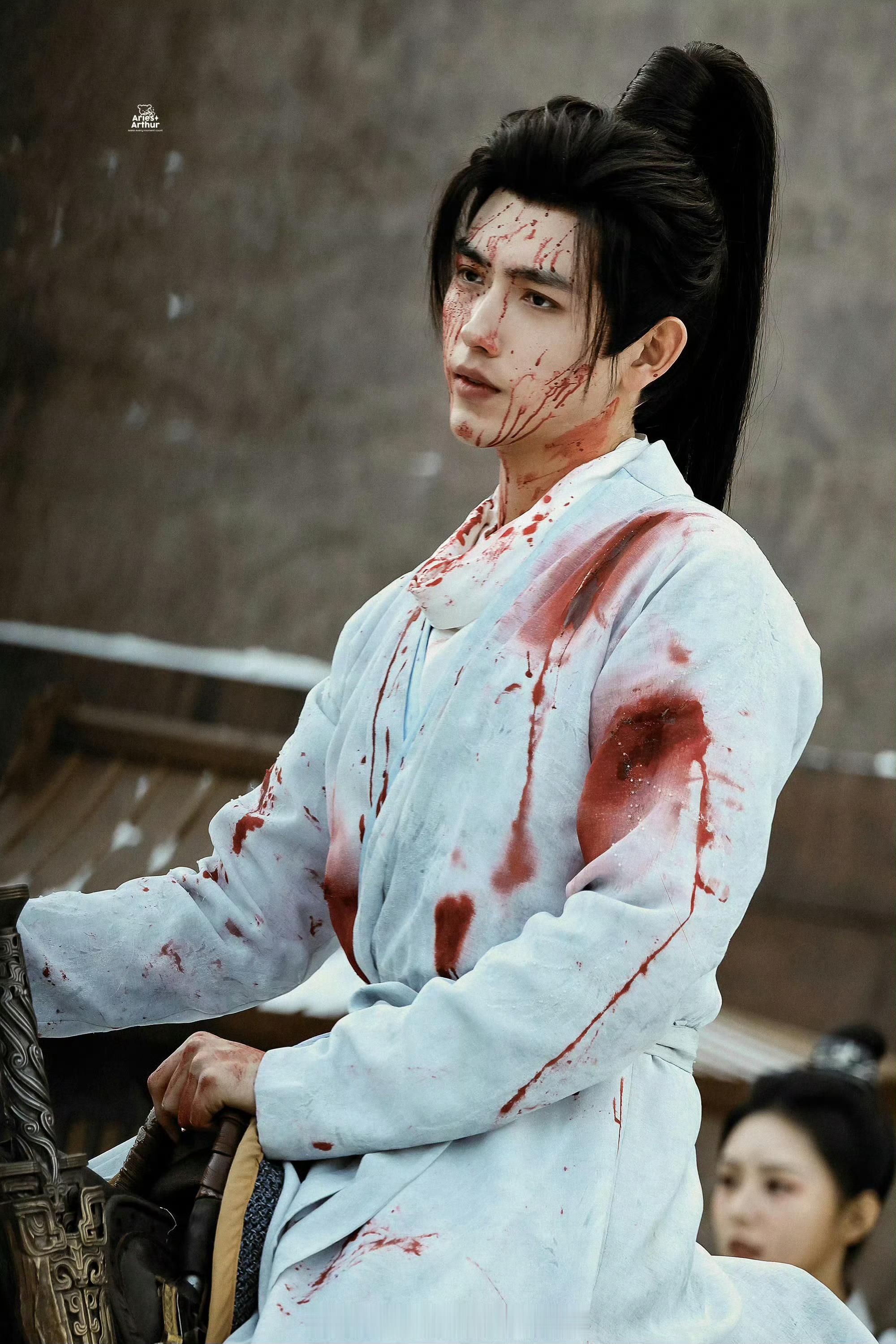 陈飞宇慕胥辞战损路透生图，看起来好惨烈的段胥[哆啦A梦吃惊] 